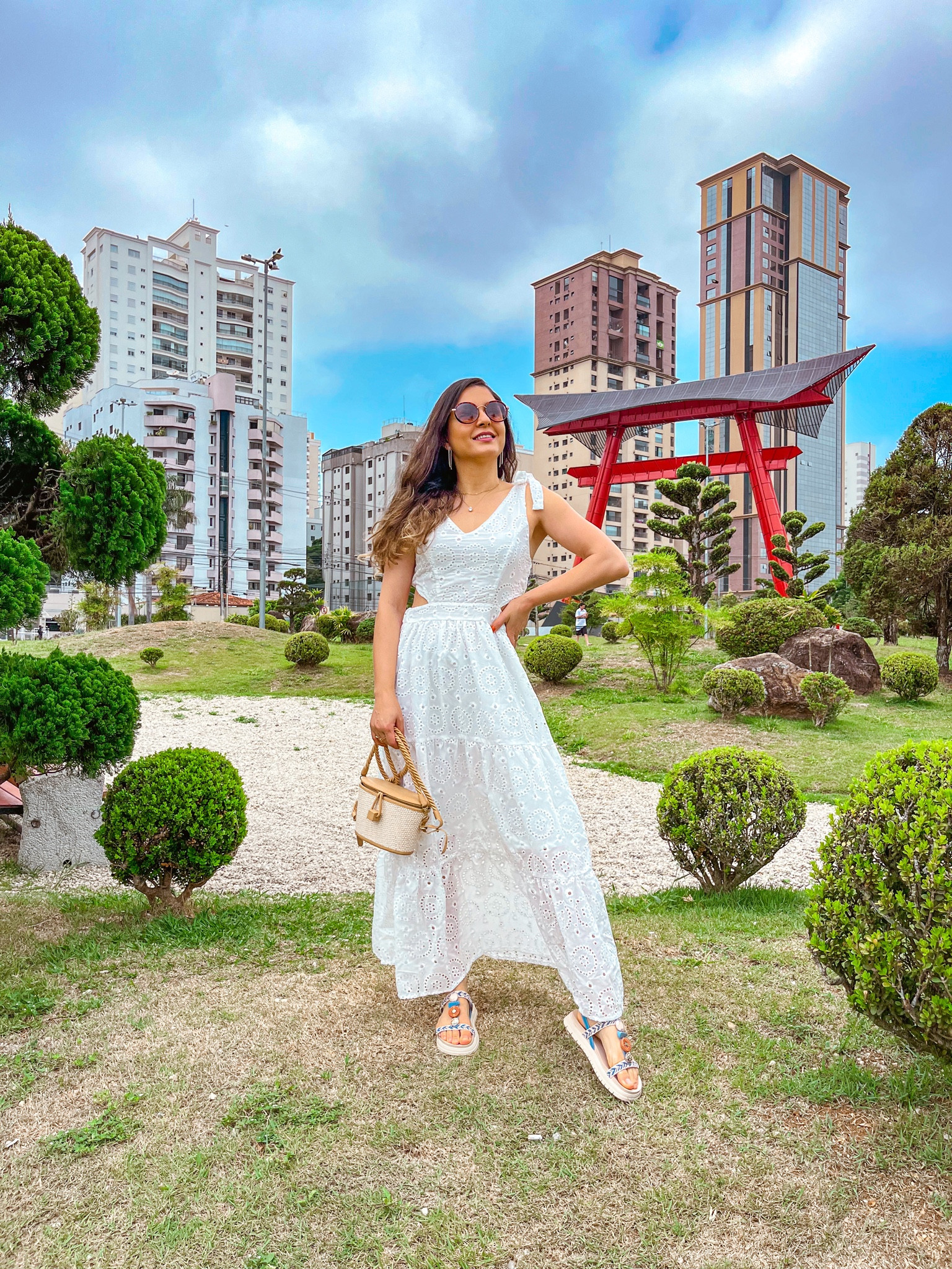  Vestido branco em laise 

#LTKbeauty #LTKsalealert #LTKbrasil