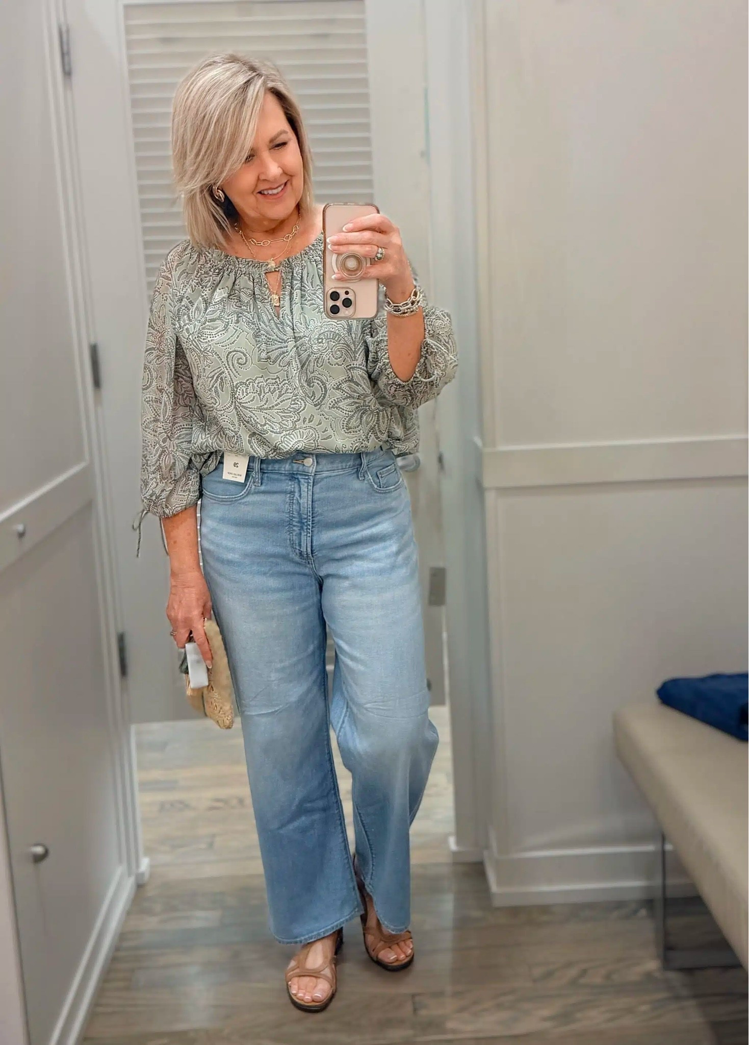 An easy outfit idea is always a pair of jeans and a simple top! This outfit is from Loft and great for everyday, a concert or date night.

#LTKootd #LTKOver40 #LTKWorkwear