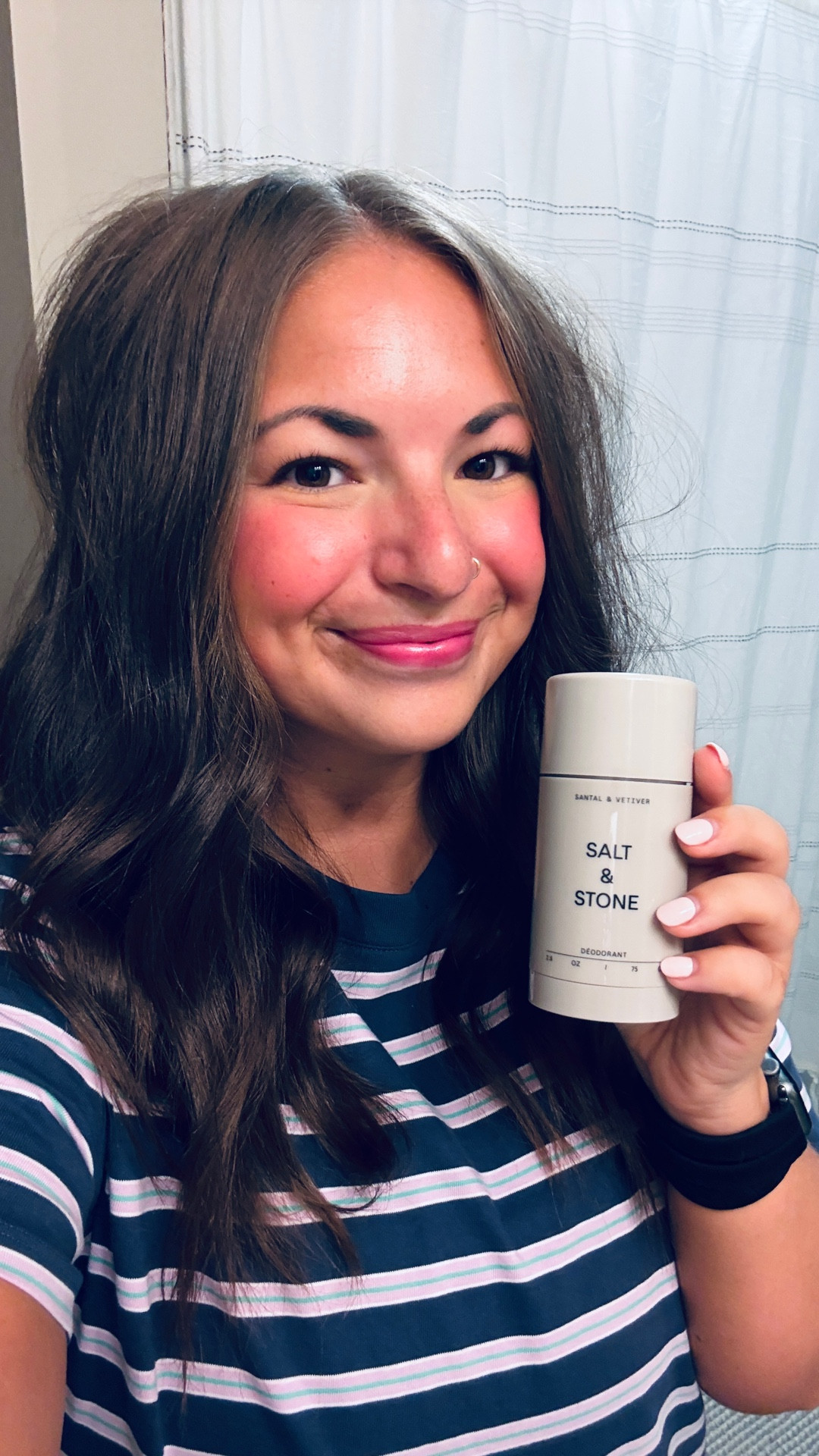 POV: you finally found a natural deodorant that actually works 🙌
This one smells SO good (like a luxury fragrance) & keeps me fresh all day ✨ Clean ingredients + no aluminum + no white marks = obsessed 

 #amazonfinds #selfcare #naturaldeodorant #cleanbeauty #hygieneroutine #everydayessentials #thatgirlvibes