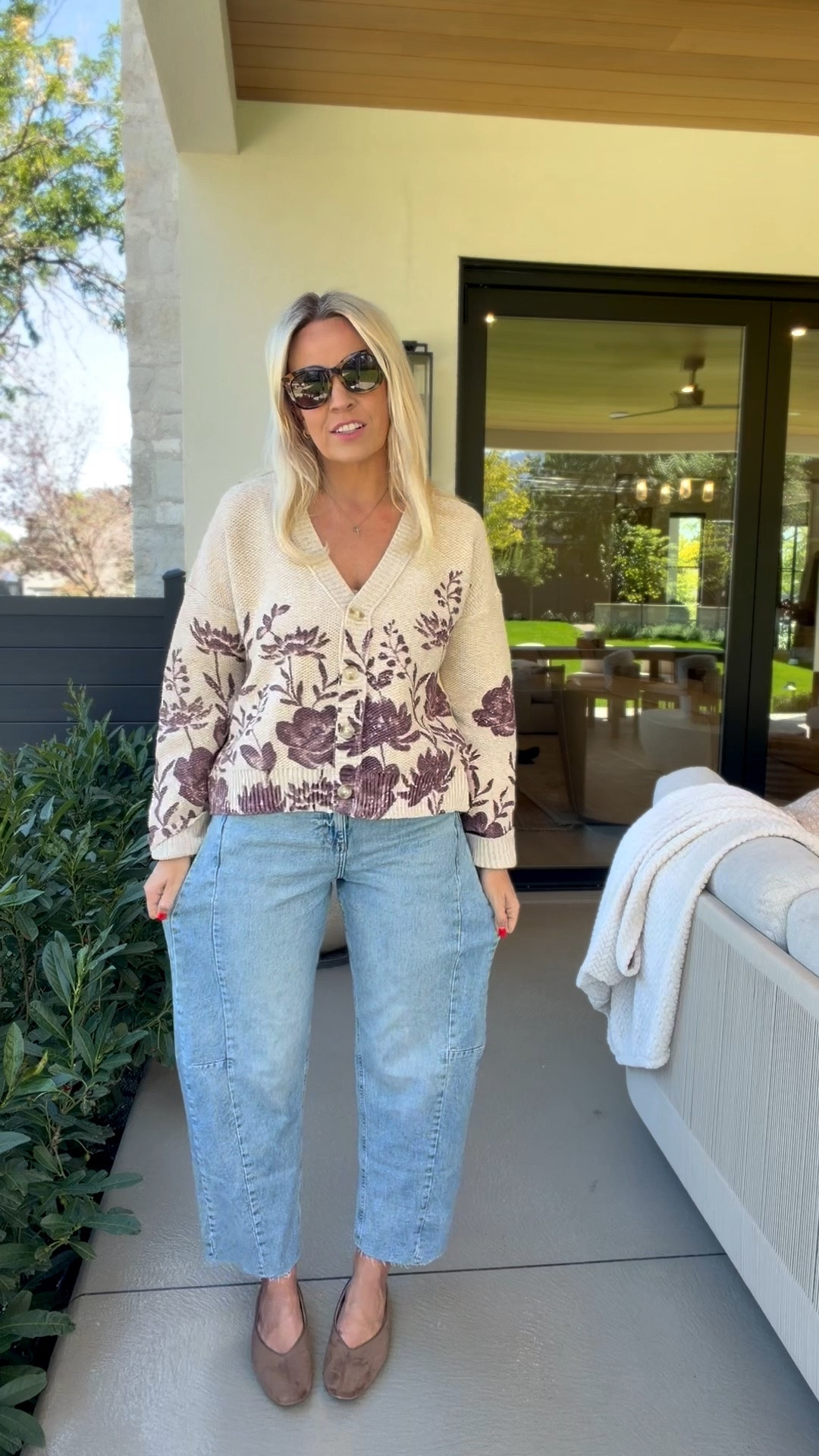 This sweater reminds me so much of free people!

#LTKgrwm #LTKmomlife #LTKootd
