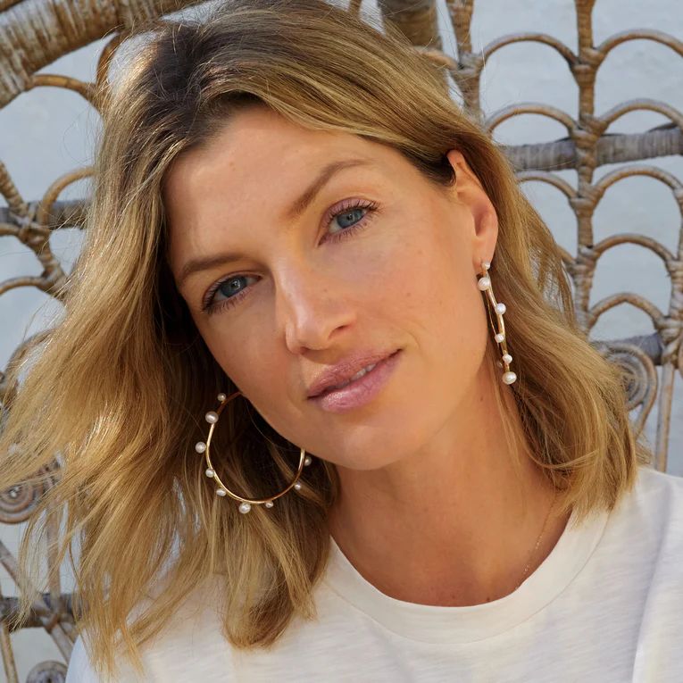 Isla Pearl Hoop Earrings White Gold | Mignonne Gavigan