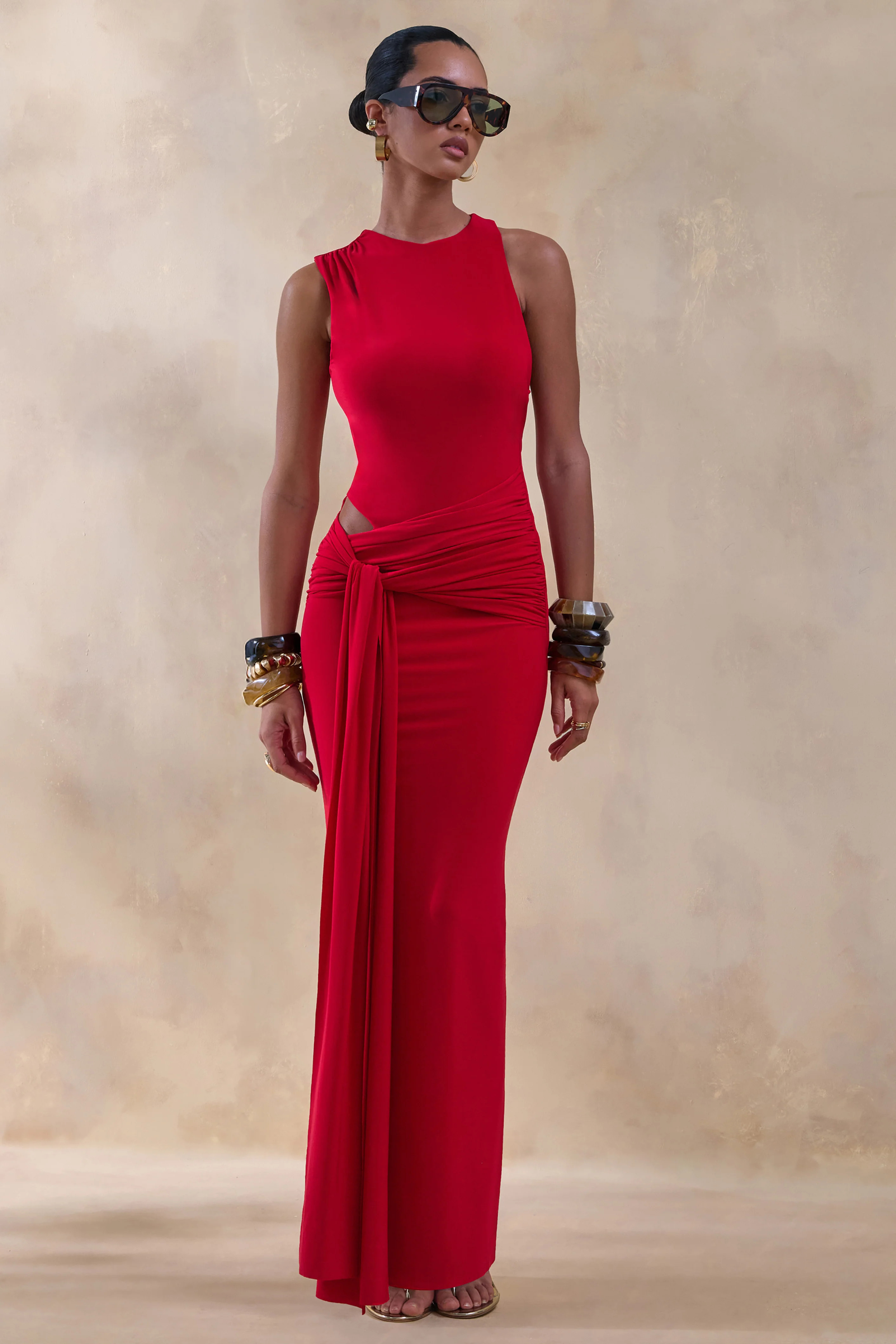 Neile | Red Crew-Neck Maxi Dress With Cut-Out and Sash Details | Club L London