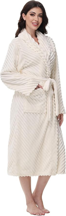 Yurhap Premium Robes for Women - Super Soft Cozy Fleece Womens Robe Plush Long Bathrobe | Amazon (US)