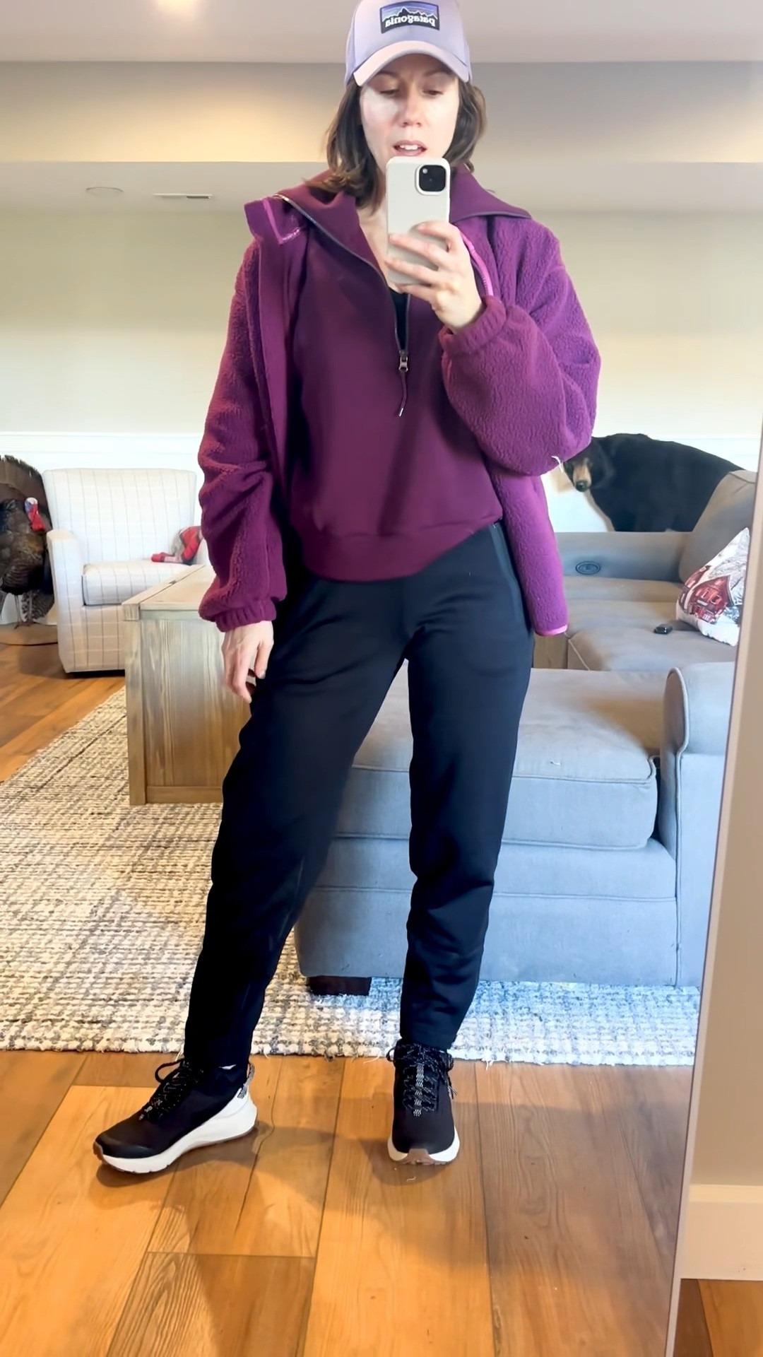 Fleece lined barrel leg pants. So good and very utilitarian which is kinda my thing. Wearing Size XS could’ve sized up to SM if wanted them a little more roomy 

#LTKActive #LTKSeasonal #LTKOver40