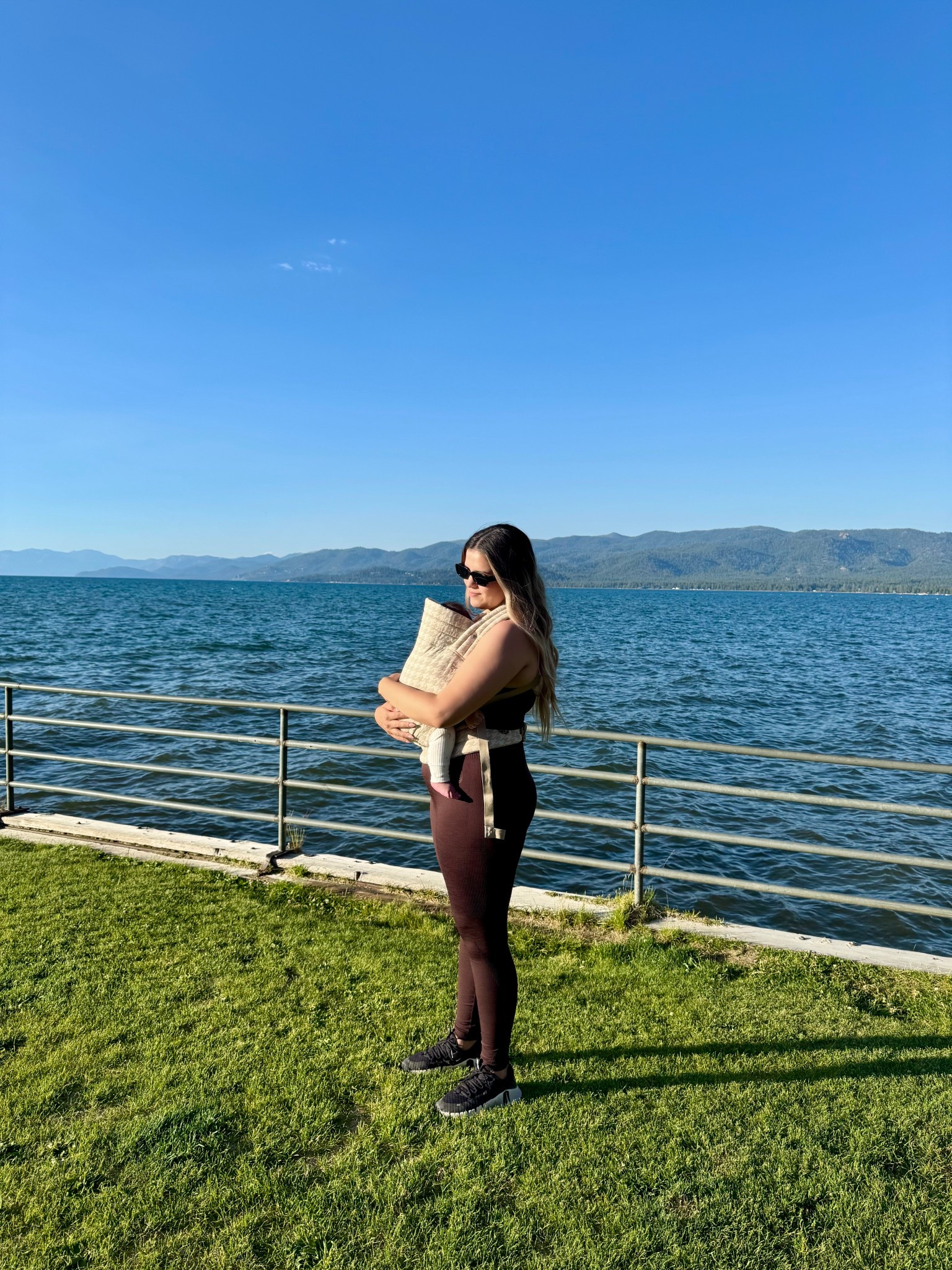 Such a comfortable carrier for moms & the little ones 💓  #mabēcarrier #babyproducts #momandbaby #babyitems #velcrobabies 

#LTKTravel #LTKBaby #LTKKids