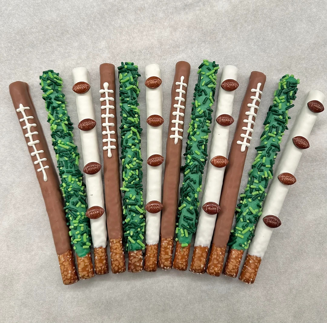 12-football Themed Chocolate Covered Pretzel Rods for Football - Etsy | Etsy (US)