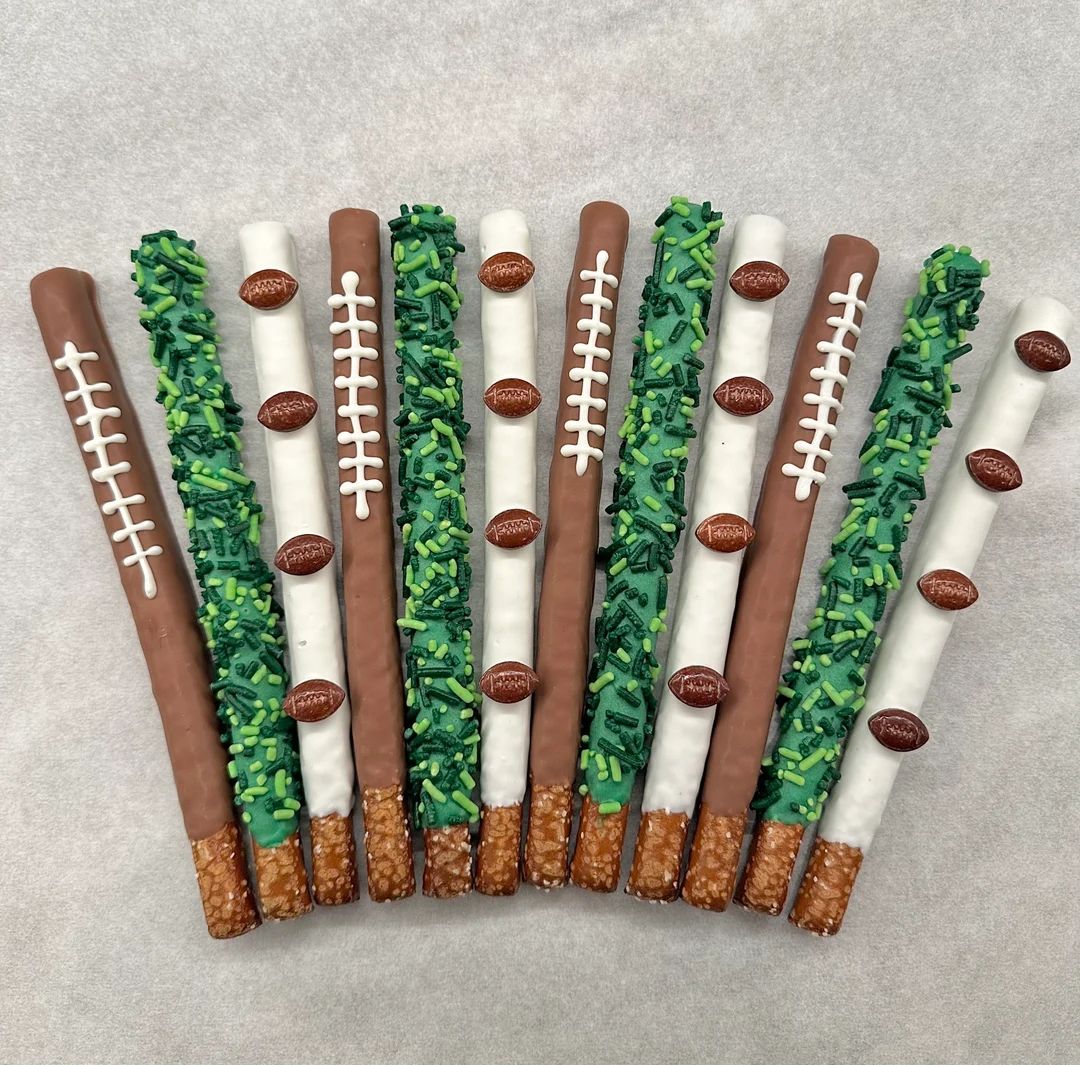 12-football Themed Chocolate Covered Pretzel Rods for Football - Etsy | Etsy (US)