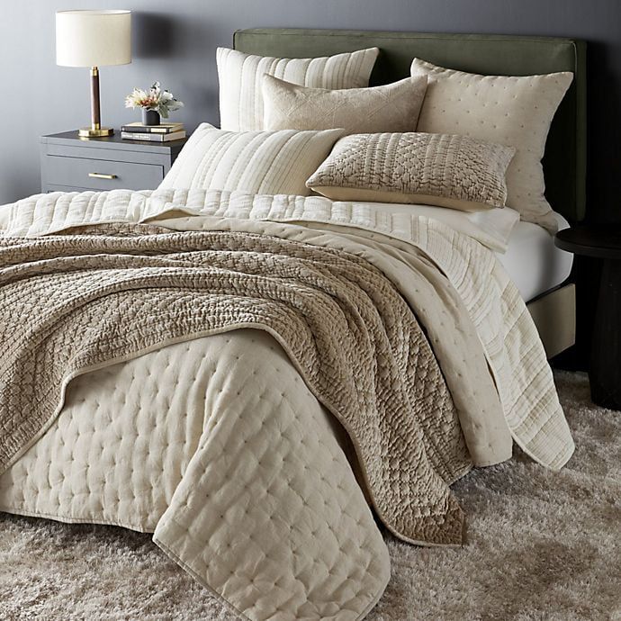 O&O by Olivia & Oliver Hash Tag Stitch Solid Full/Queen Quilt in Khaki - Walmart.com | Walmart (US)
