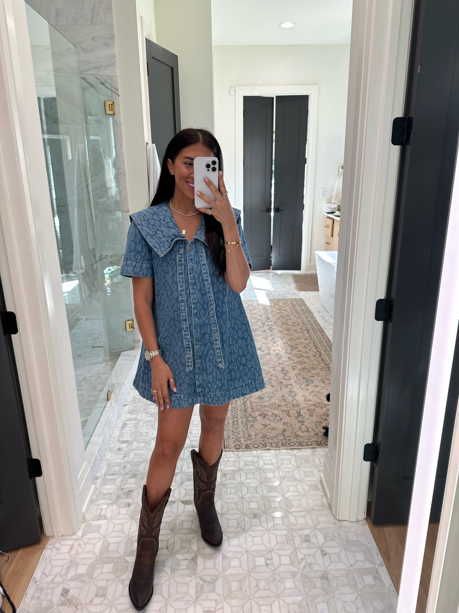 Dress: 4
Boots: 8 (tts) 
If you’re looking for boots for the rodeo or a concert, I liked the length of this one. They are flattering on the legs and a good neutral color to go with anythingg

Dressupbuttercup.com #dressupbuttercup #dederaad 

#LTKSeasonal #LTKTravel #LTKStyleTip
