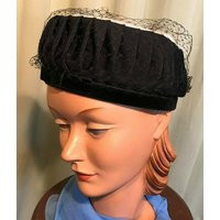 Cute Original Vintage Mid Century Black & White Pillbox Fabric Hat W Veil One Size 21"" Around Inside A Few Breaks in The Net | Etsy (US)