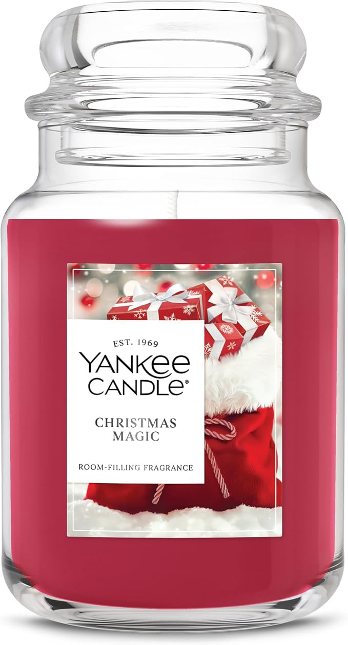 Yankee Candle Christmas Magic, Christmas Scented Candle, 22oz Large Jar with up to 150 Hour Burn ... | Amazon (US)