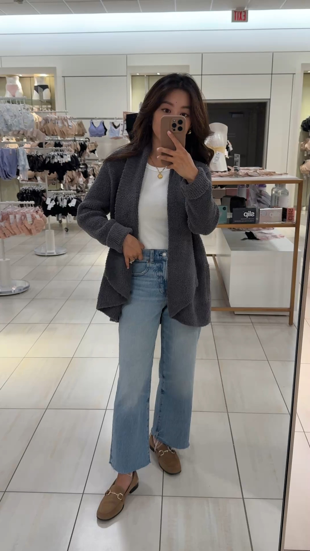 Nordstrom anniversary sale open to all shoppers!

Barefoot Dreams is always an Nsale favorite and this shawl collar this year is a thicker more plush version than prior years

• cardigan XS. Petite friendly length with sleeves folded up , Oversized relaxed fit for WHF, lounging 

• Madewell wide crop jeans 24 petite in Halstead wash. Linked both retailers where this is sold.  

• Gap rib tank Xs petite worn with gap nude wireless bra with race back converter clips

• Mango suede loafers 5, comfy ofd the bat 

#NSale petite friendly finds ,m


#LTKPetite #LTKSaleAlert