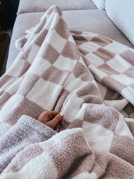 The coziest Barefoot Dreams look for less blanket from Amazon! Comes in different colors #founditonamazon 

#LTKhome #LTKstyletip #LTKfindsunder50