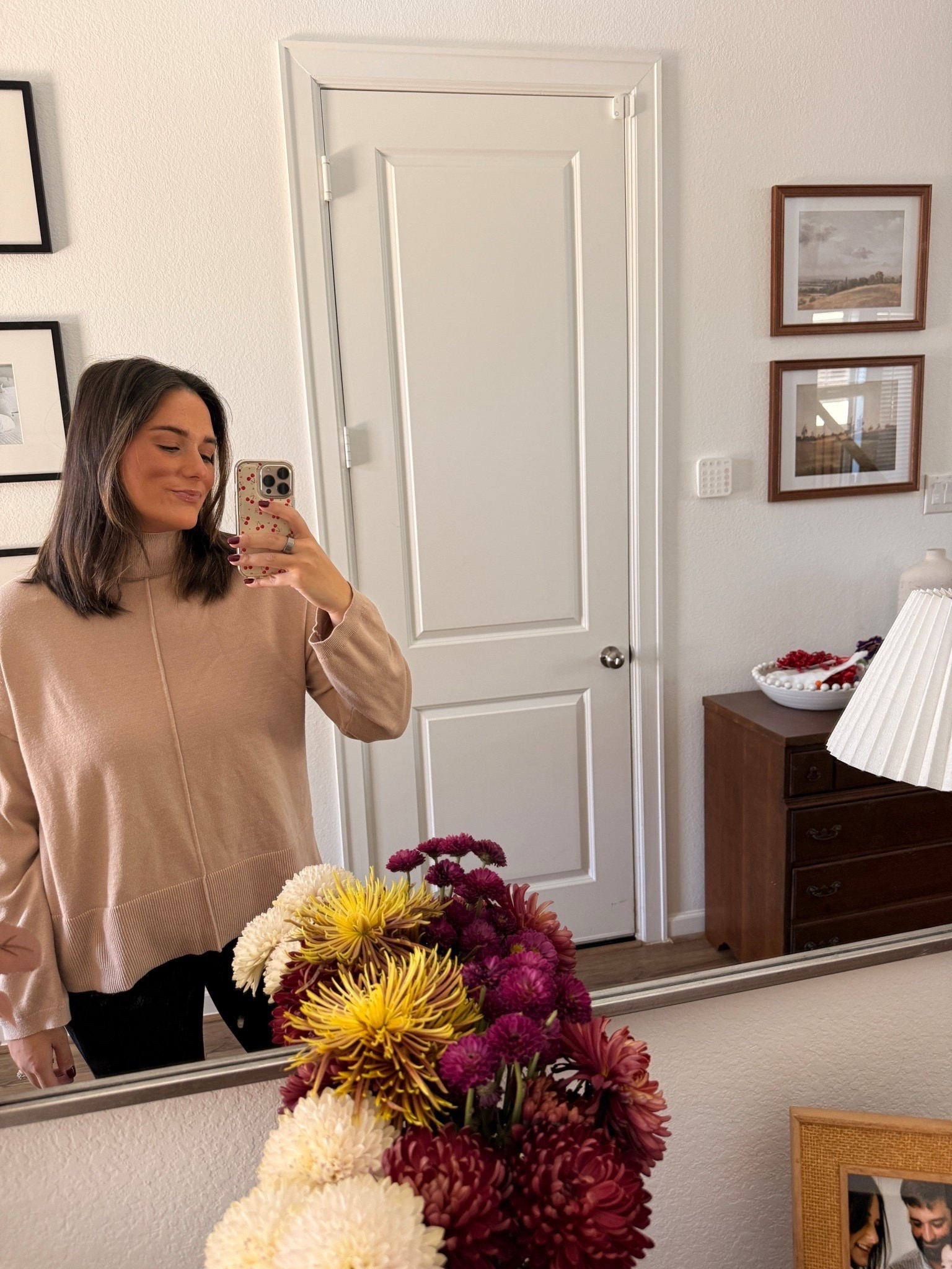 comfy lounge outfit from amazon! whole outfit is on sale ✨

linking my outfit and makeup products below! 

Makeup routine, comfy clothes, turtleneck, sweater, Amazon fashion, merit beauty, Amazon leggings, Morgan Hancock

#LTKBeauty #LTKSaleAlert