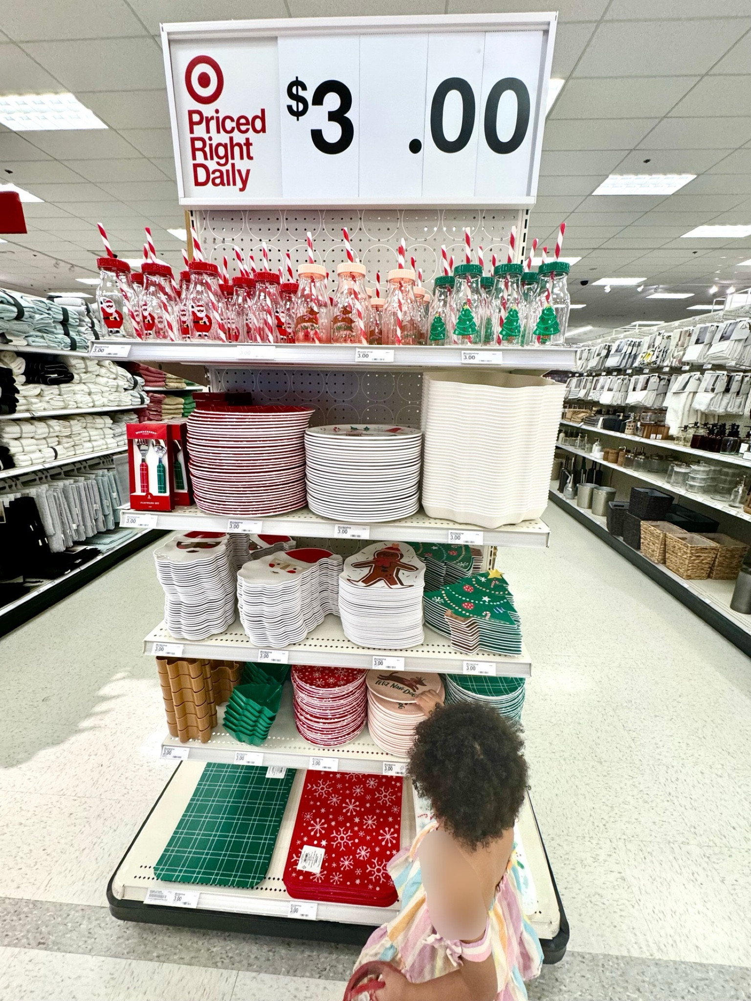 Target Christmas finds for the kiddos! I had to grab a few pieces just to add to the magic for my daughter this year 🎅🏽




Target Christmas, toddler Christmas, toddler target, toddler find 

#LTKkids #LTKHoliday #LTKfamily