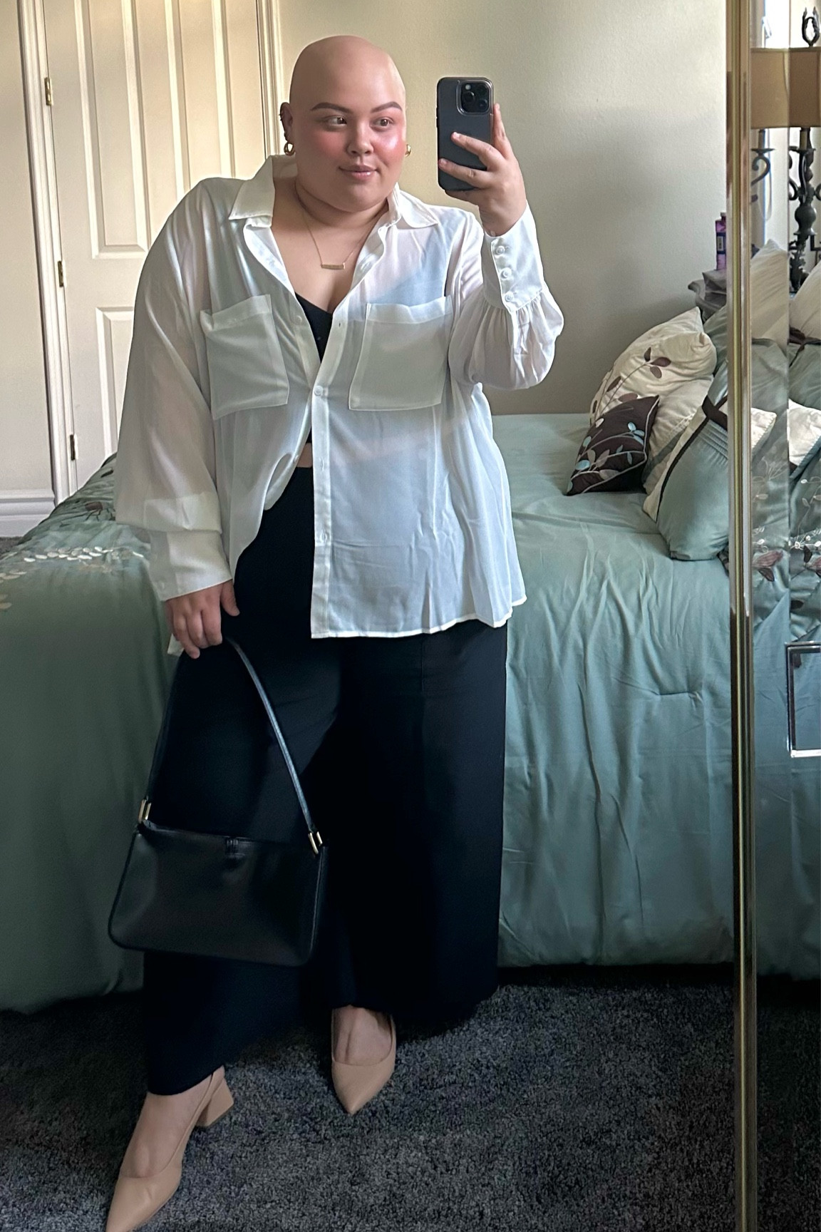 white blouse: 3X
pants: 2X 
^ both from Rebdolls but can’t find the 🔗
••
black crop: XL
purse is from Coach! 🫶🏼

#LTKSeasonal #LTKcurves #LTKfit