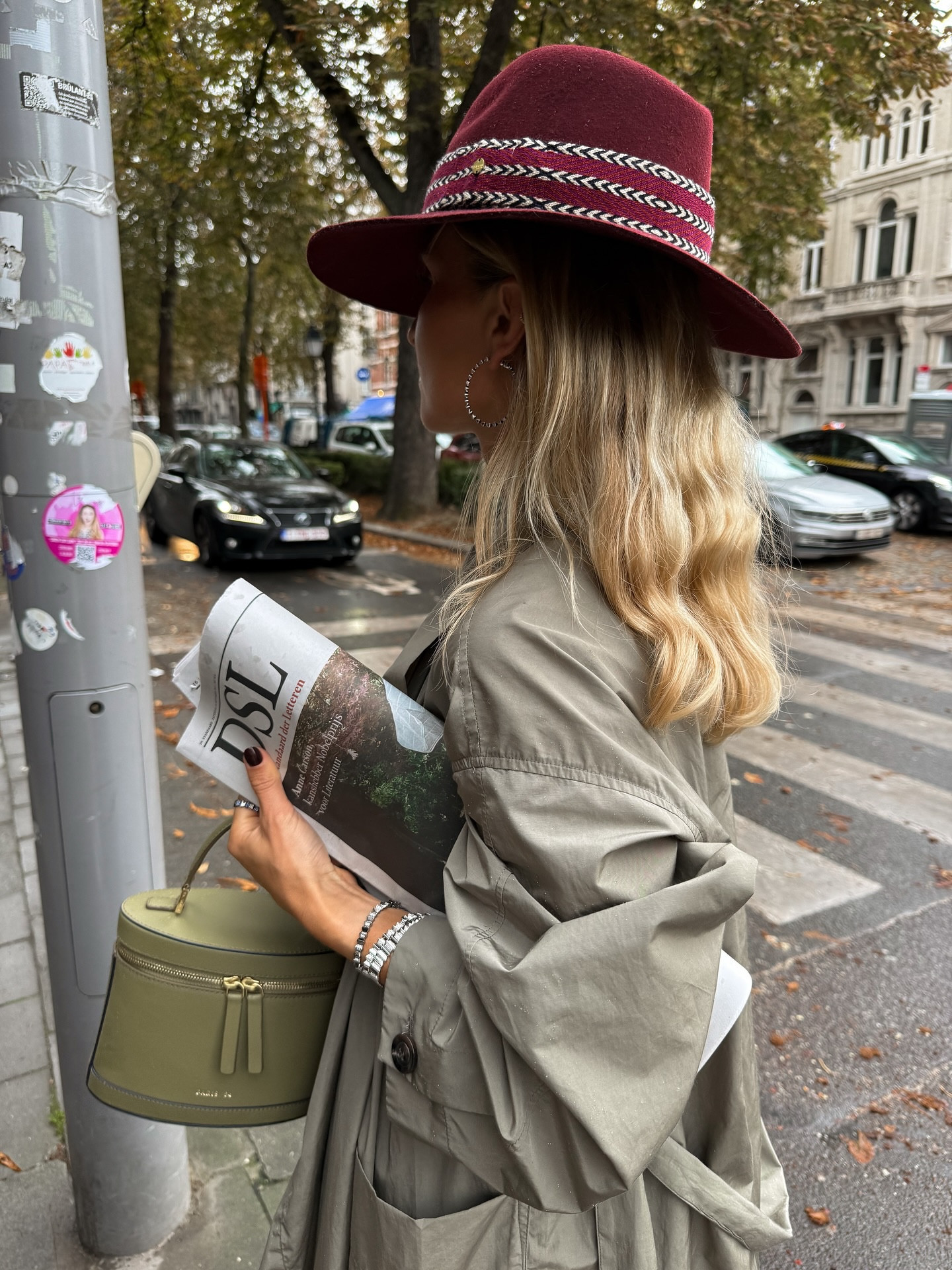 Urban chic as autumn uniform @apmmonaco ☕️🍂🍁 (advertising)
