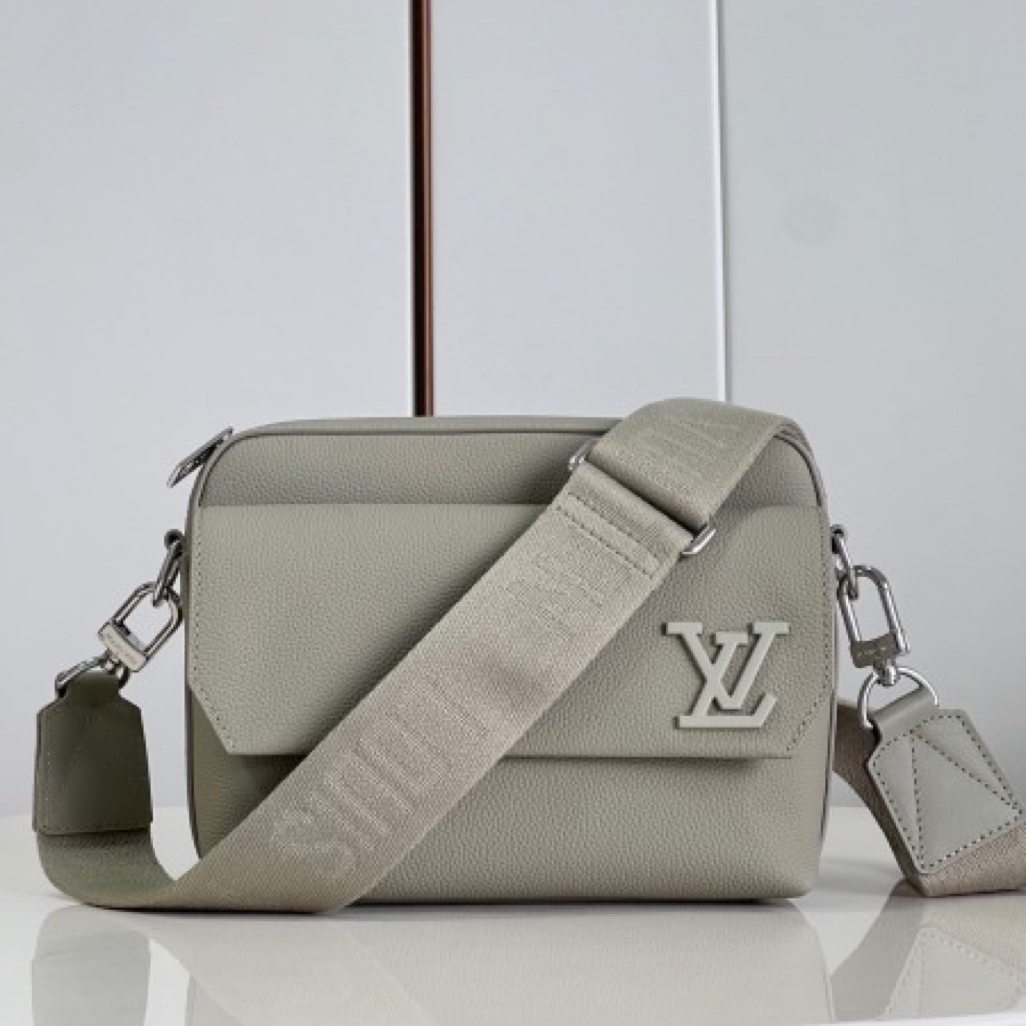 Louis Vuitton FASTLINE Wearable Wallet, Green, One Size