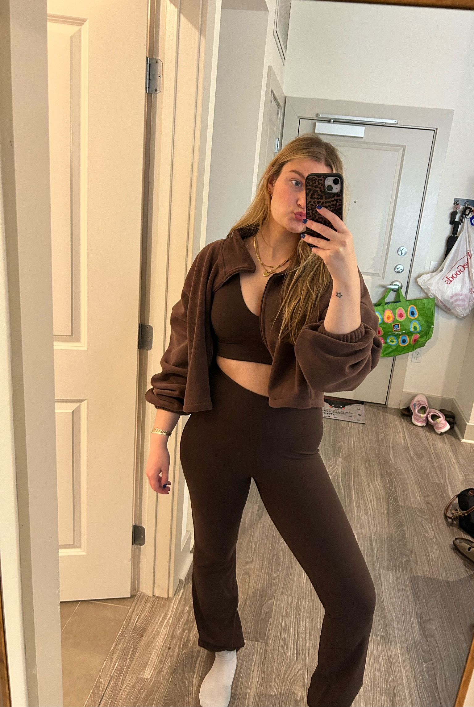 Cozy fall vibe 🧸

#LTKActive #LTKU #LTKSeasonal