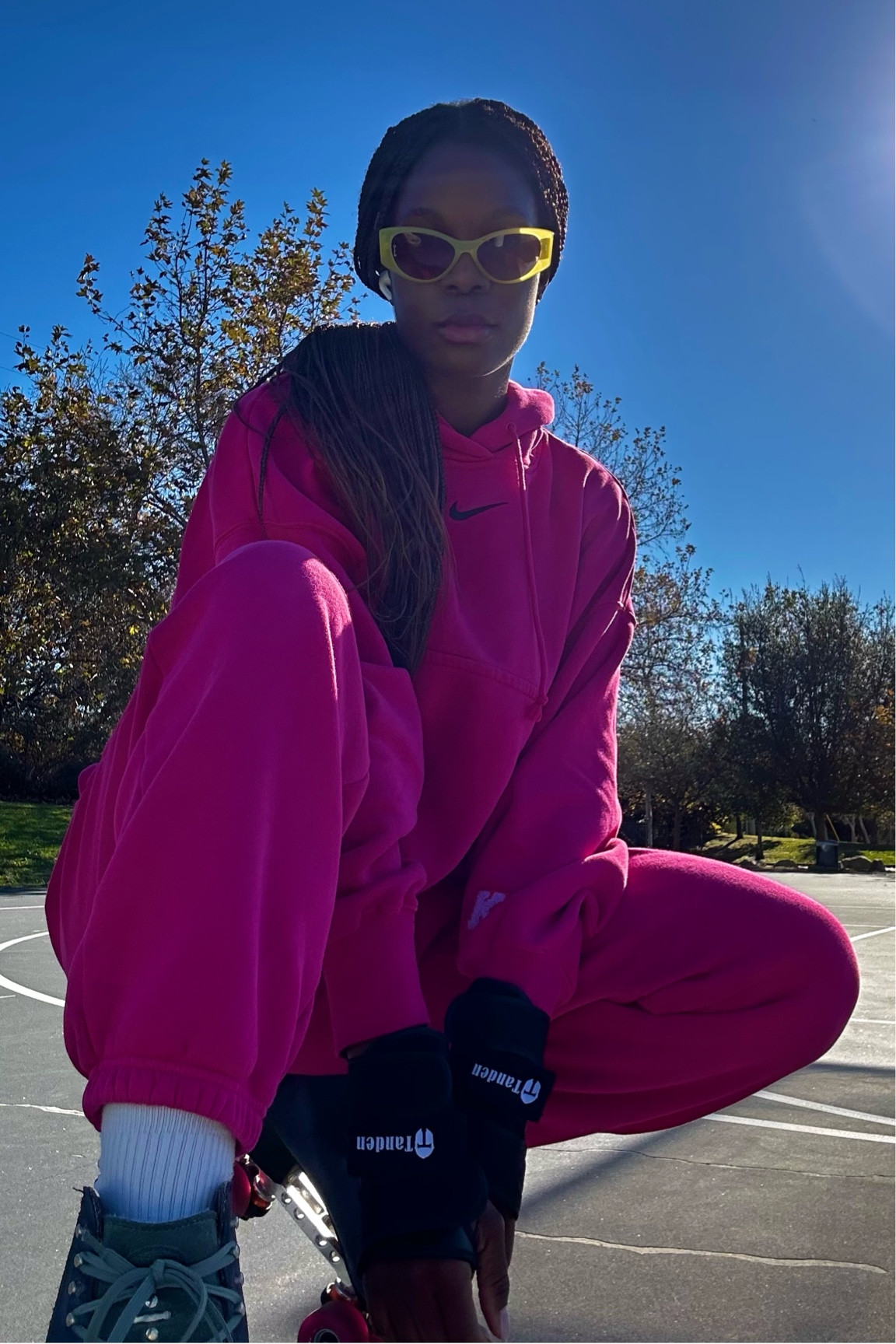 Nike fit 🩷 

#nikefit 
#winteroutfit 
#pinksweats 

#LTKstyletip #LTKfitness