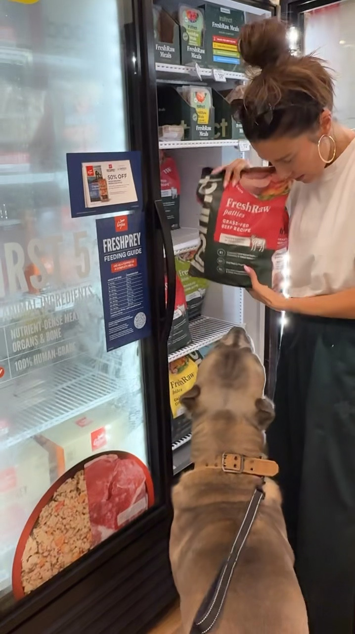 #ad Oso loves going to @petco to pick out new treats 🐾 

#PetcoPartner 

#LTKKids #LTKdayinmylife #LTKSeasonal