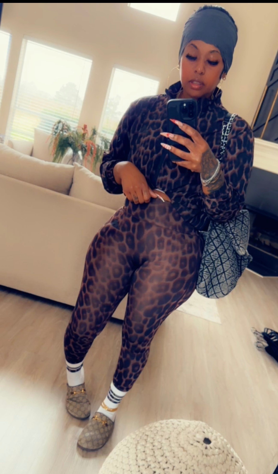 Saturday 

#LTKfitnessgoals #LTKMidsize #LTKdayinmylife