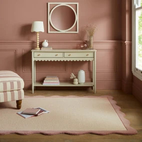 Bonnie Scallop Wool Rug | Dunelm