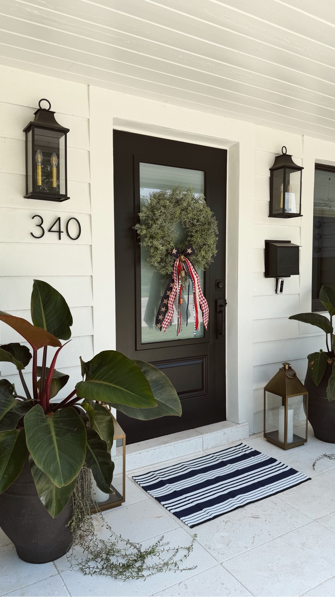 The perfect front porch wreath combo for America’s 250th 🇺🇸🧨🤍✨

#fourthofjuly #redwhiteandblue #homedecor #americana #vintageamericana

#LTKSeasonal #LTKHome