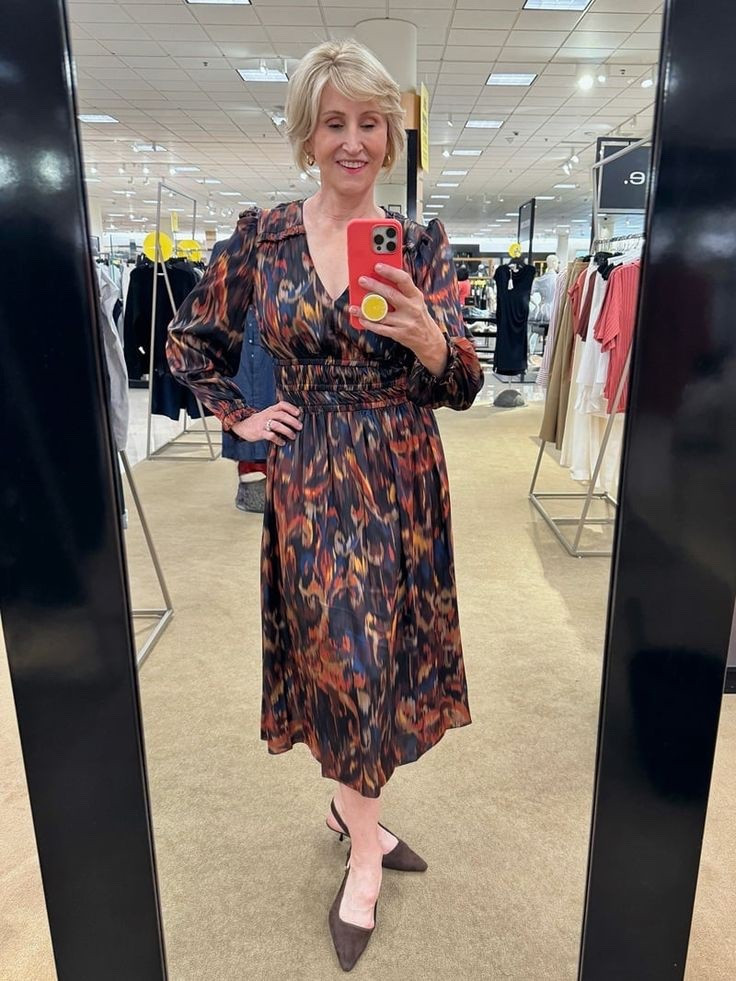 This stretch satin dress from @nordstrom sums up the Fall color palette beautifully. This dress is light, comfy and easy to wear anytime and anywhere.


#LTKSaleAlert #LTKOver40 #LTKSeasonal