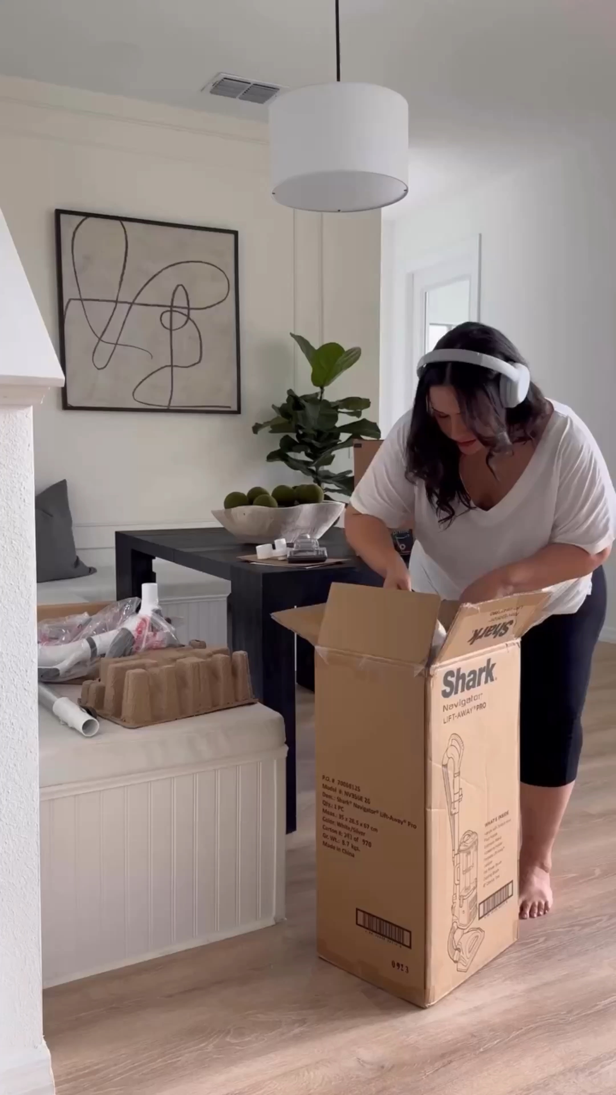 My vacuum is on SALE! Powerful suction and lightweight. Also comes in blue and under $200

Home
Cleaning tools 
Shark vacuum 
Home must have
Affordable vacuum 
White vacuum 
Cleaning 
Home cleaning 


#LTKhome