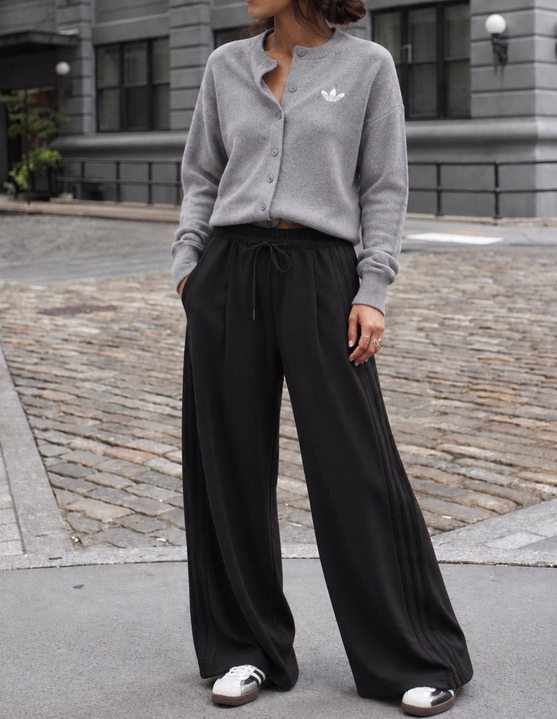 Adidas wide leg pants Wearing size small