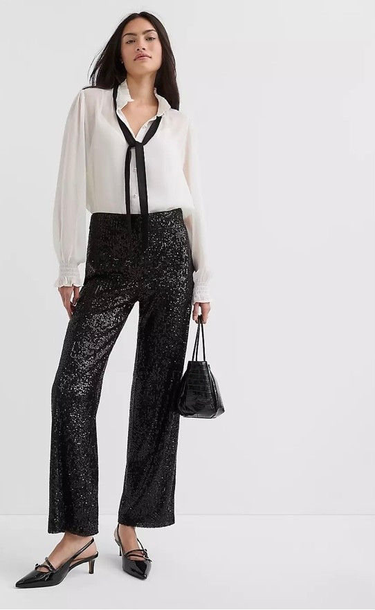 Loft Sequin Straight Pants On Sale!

#LTKParties #LTKSaleAlert #LTKHoliday