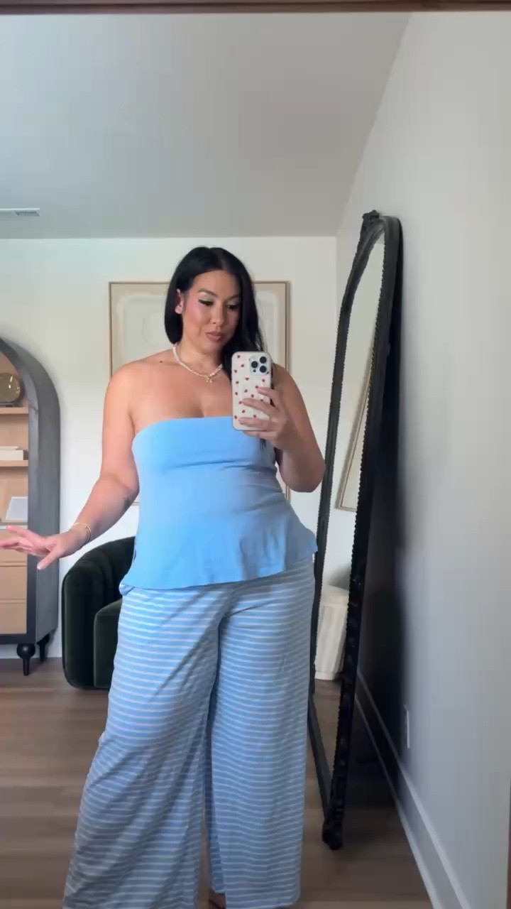 My fav American eagle lounge pants in another color! Size XL

midsize fashion, ootd, summer outfits

#LTKootd #LTKMidsize #LTKSeasonal