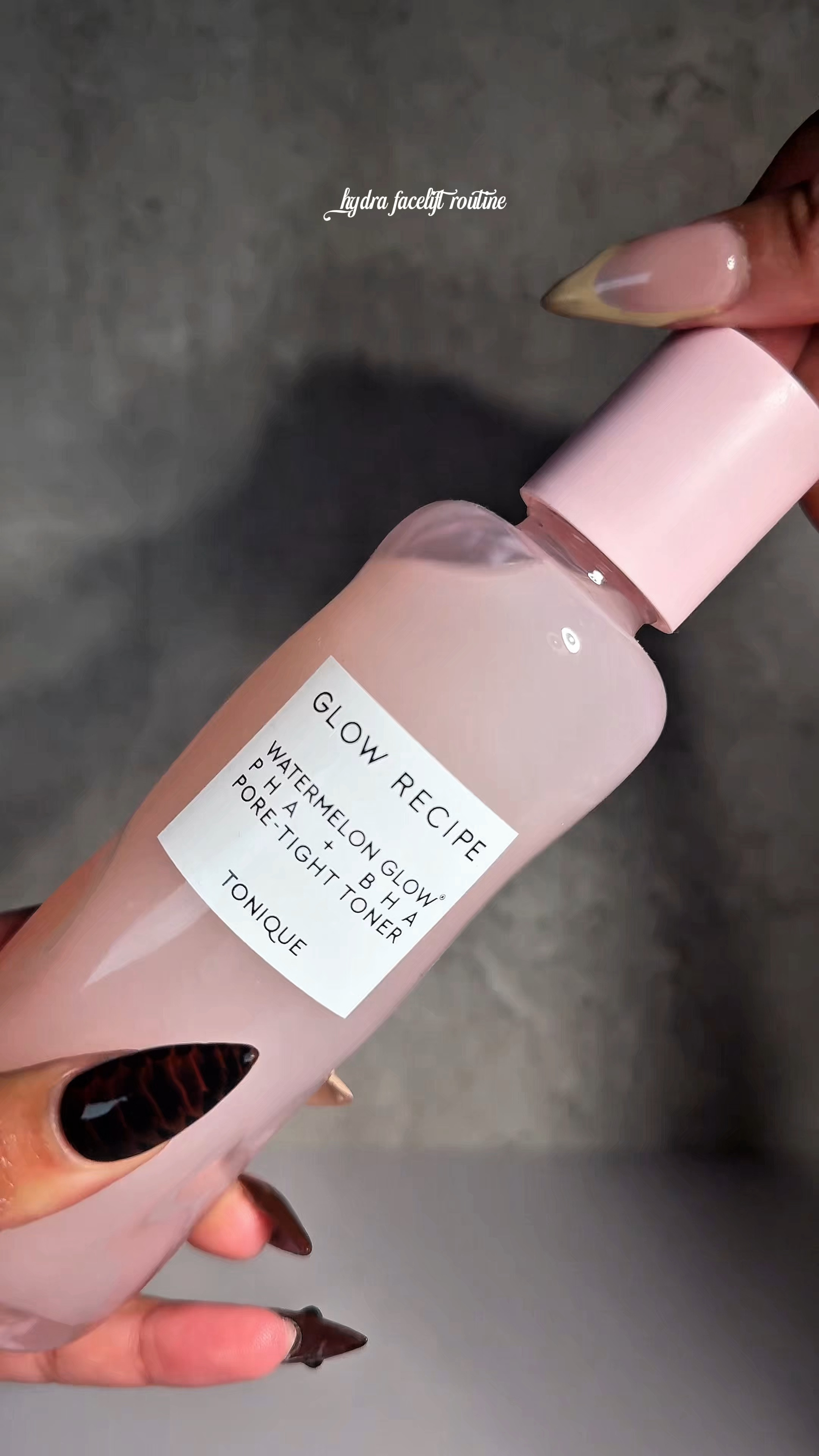 My skin was BEGGING for this hydra facelift routine 🤏🏾

Products used:
💧 @glowrecipe Watermelon Glow PHA+BHA Toner – gentle exfoliation + hydration
💧 Glow Recipe Avocado Ceramide Recovery Serum – calms, restores & supports your moisture barrier
💧 @rhode  Peptide Glazing Fluid – peptides + humectants for a hydrated, plush finish
💧 Conductive Gel – slip + conductivity for the device (Amazon Storefront “beauty hub”) 
💧 RF/Microcurrent Device – tightens, lifts, sculpts, adds definition (Amazon Storefront “beauty hub”) 
💧 Glow Recipe Dew Drops – brightens, softens texture & gives a juicy glow

Everything else linked on my LTK * 

#morningroutines #prettypackaging #feedaesthetic #softgirl #simpleroutine #skincareasmr #girltherapy #aesthetic 

#LTKCyberWeek #LTKBeauty #LTKselfcare