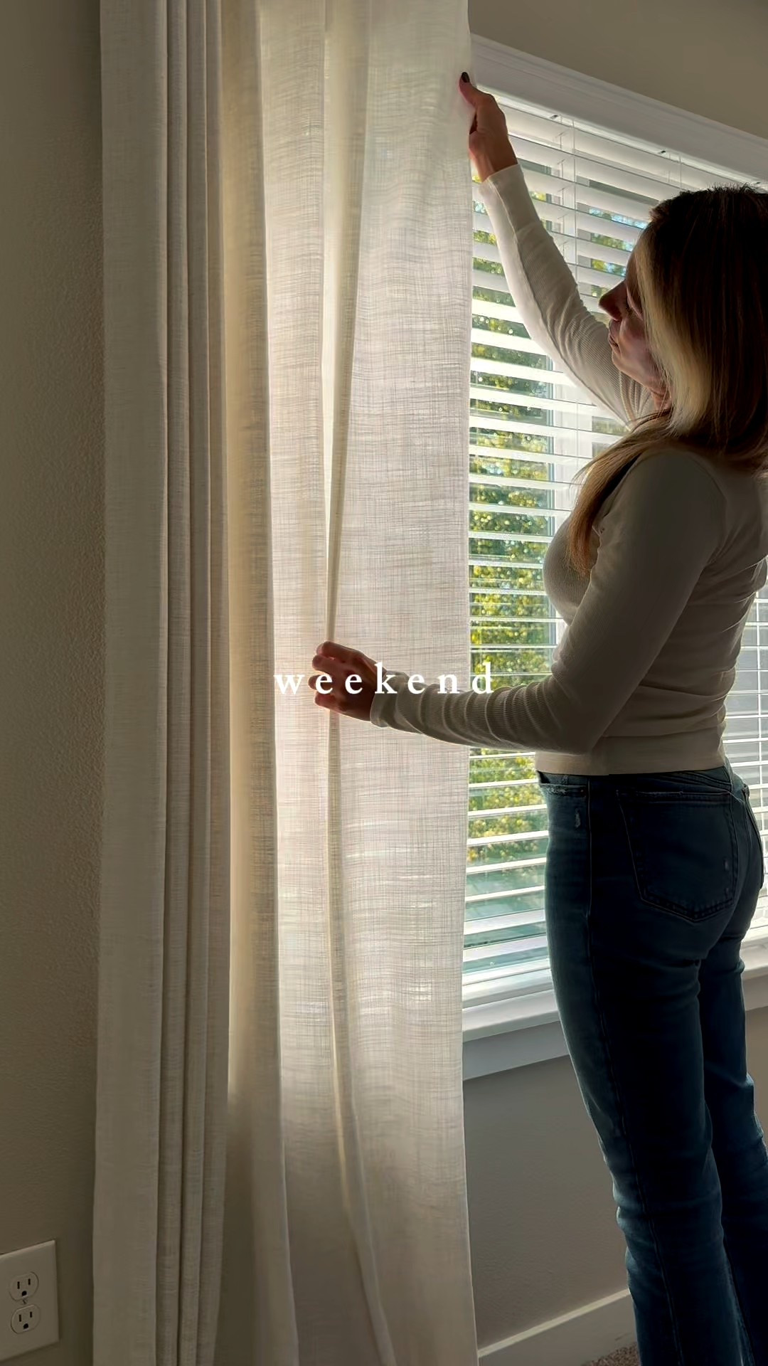 weekend: linen curtains, linen sheets, luxe hotel pillows, bedroom refresh, basic outfit. 

#LTKHome #LTKFallSale #LTKFindsUnder50