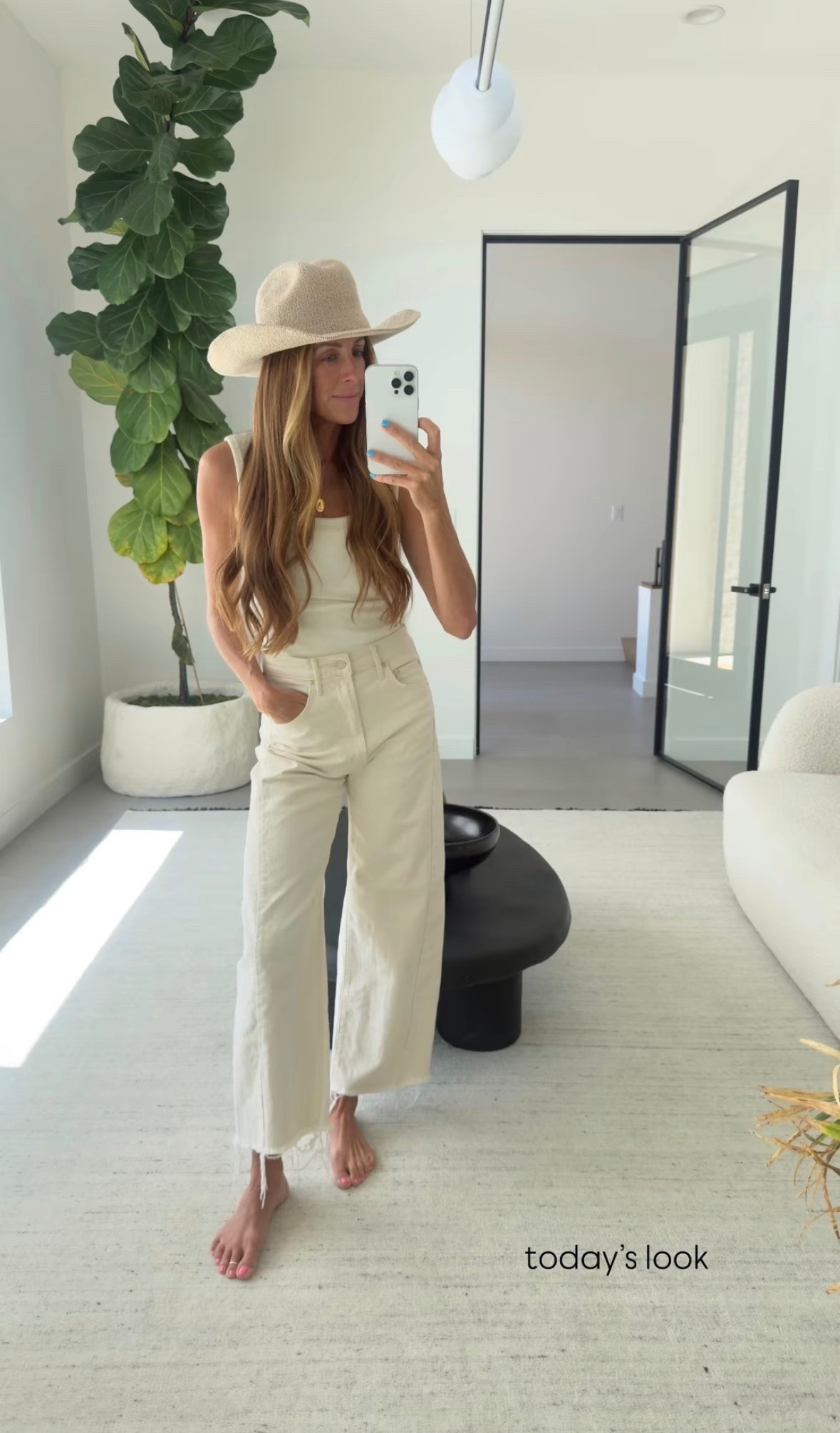Today’s all white look!

#LTKActive