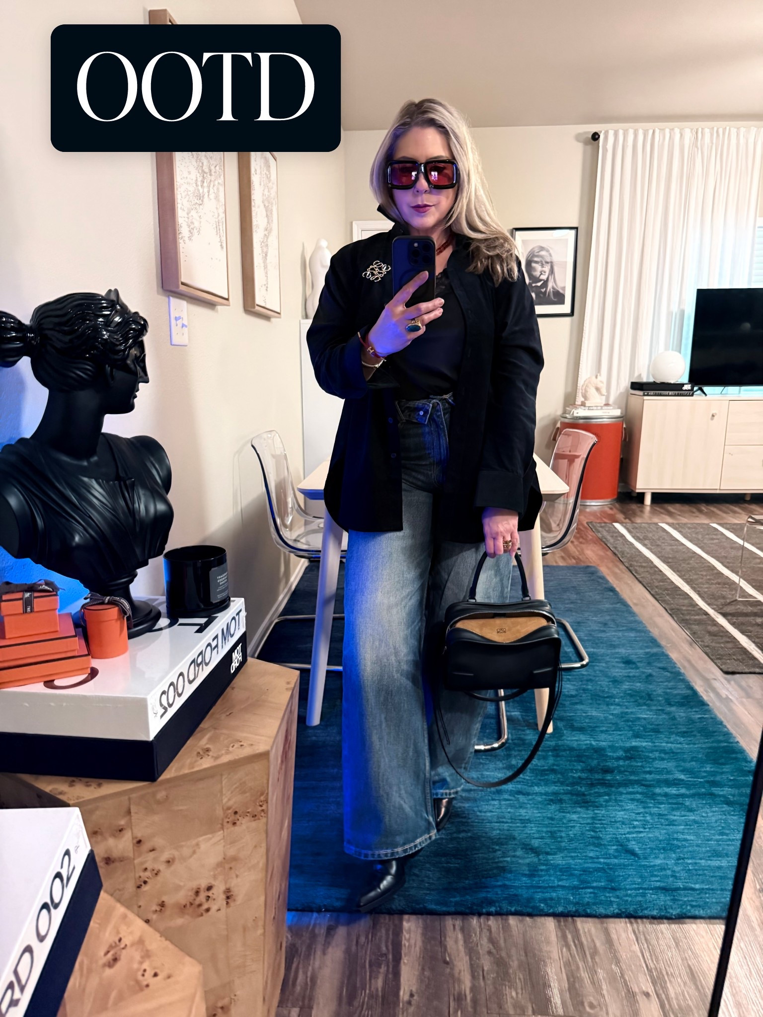 Modern-Accesible-Timeless
#cosstores #corduroytop #foldedwaistdenim #denim #boots #zara #mango #isabelmarant #loewe #loeweamazona180 #amazonabag #amazona180bag #loewebag #wideleg #oversized

#LTKootd #LTKdayinmylife #LTKOver40