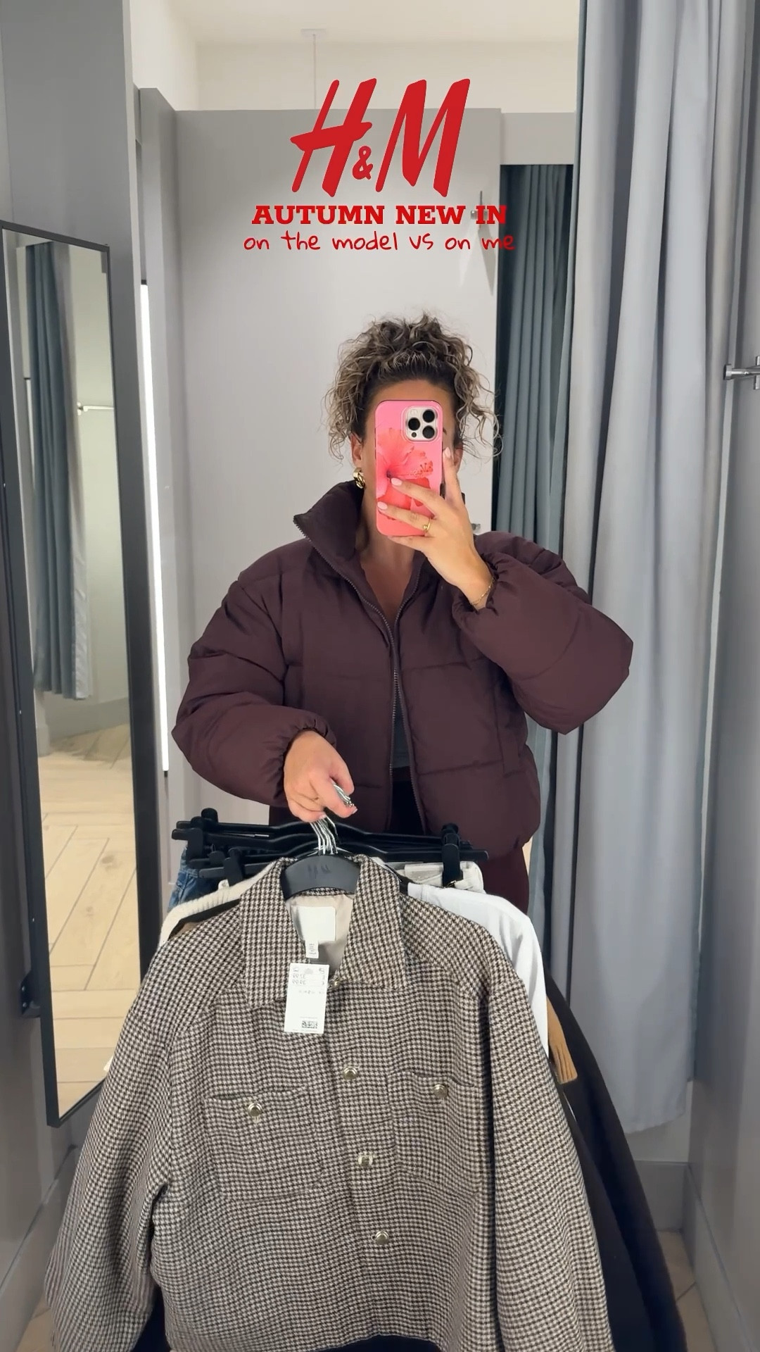 H&M ON THE MODEL VS ON ME - CASUAL AUTUMN OUTFITS 🍂💕

I’m a UK SIZE 10, 5ft4 and I’m wearing the following sizes/recommend;
Jacket - size small (oversized already)
White T-shirt - size medium
Jeans - size 10
Suede blazer - size medium
Dark blue Jeans - size 10
Knitted jumper - size medium (oversized fit to wear as a dress with boots)
Knitted short sleeve jumper - size small (tan colour doesn’t seem to be online yet)
Turn up blue jeans - size 10
Brown long sleeve top - size medium
White jeans - size 10 (come up small I needed a size 12)
Brown knitted jumper - size medium  
Cream long sleeve top - size medium

H&M New in, autumn outfit UK, chocolate brown, casual outfits, suede blazer, jeans, knitwear, turn up jeans, white Jeans

#LTKjeans #LTKautumn #LTKuk