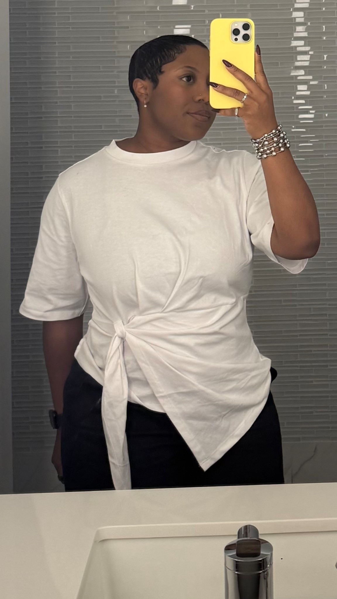 Elevated Basic white top 

#LTKMidsize #LTKStyleTip #LTKFindsUnder50