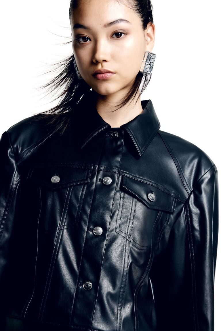 Coated Jacket with Shoulder Pads - Black - Ladies | H&M US | H&M (US + CA)