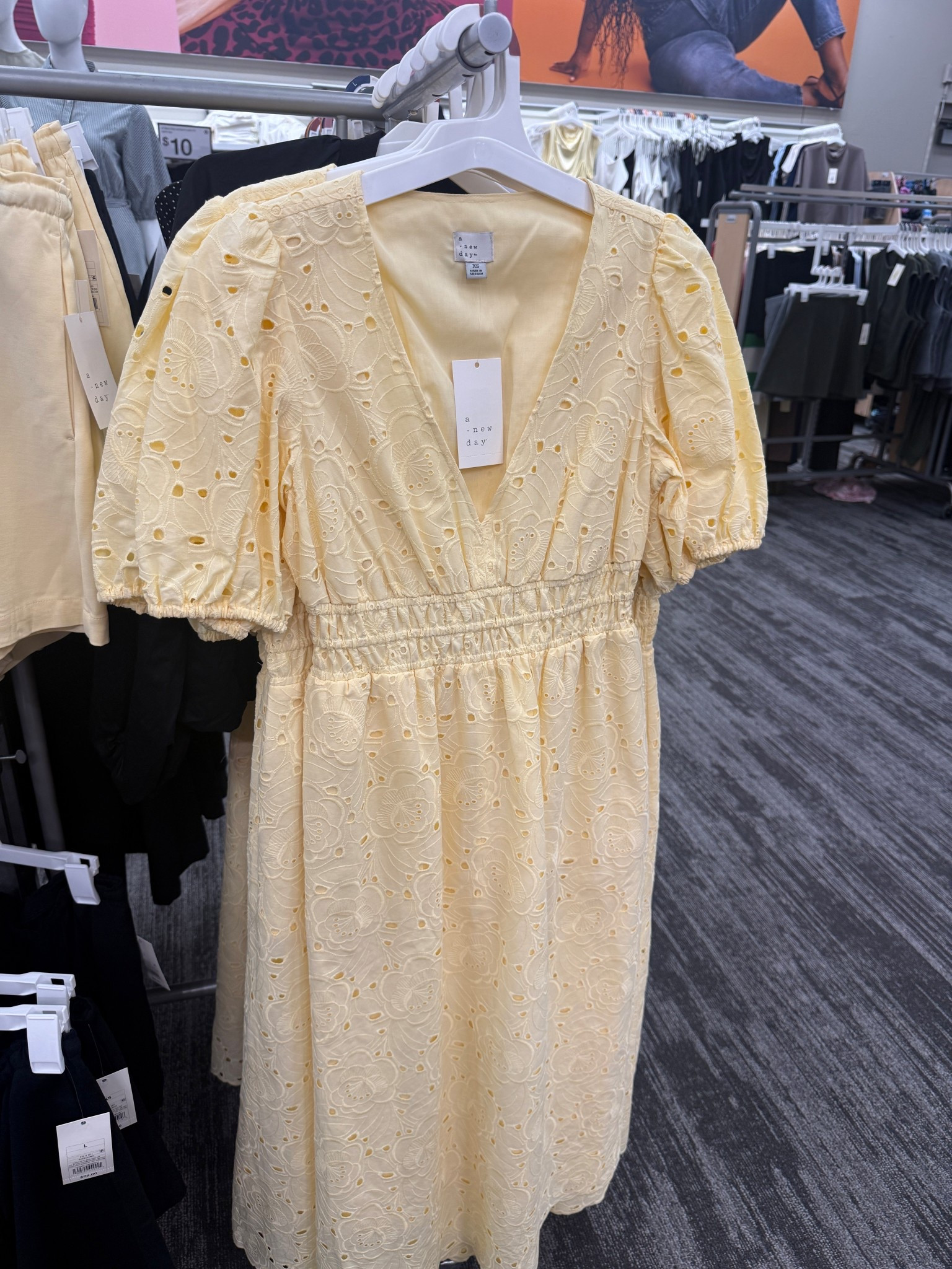 Feels like Easter 🐰☀️

#LTKSeasonal #LTKOver40 #LTKootd