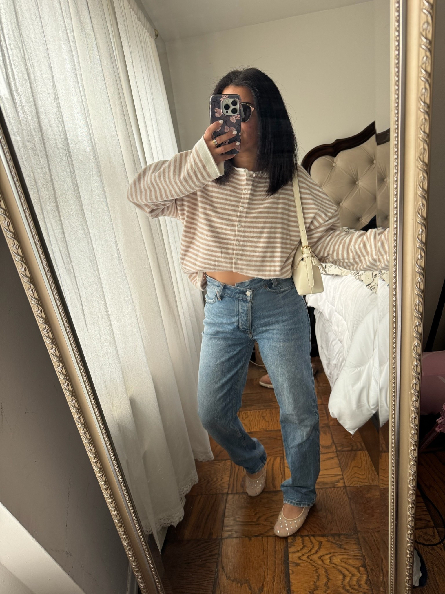 my favorite cardigan, perfect transitional sweater from winter to spring 

#LTKPetite #LTKootd