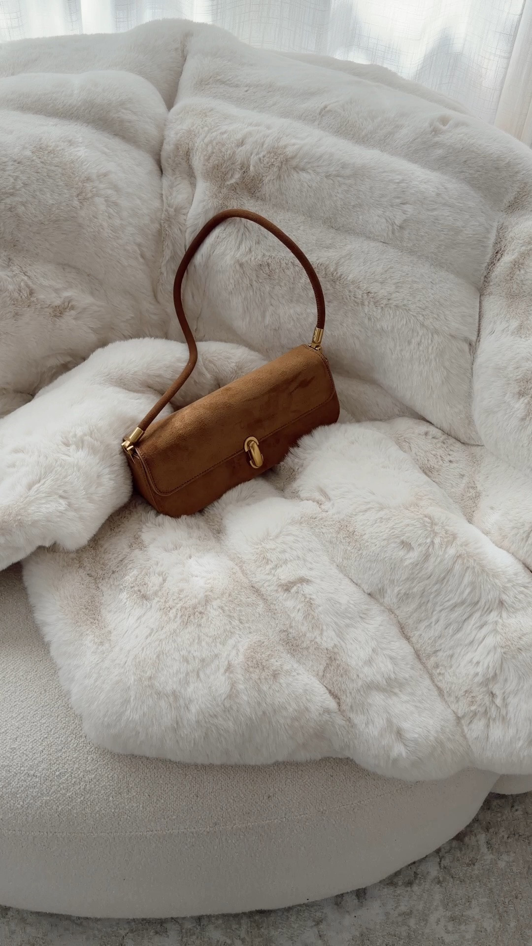 Stylin approved bag for fall under $40!