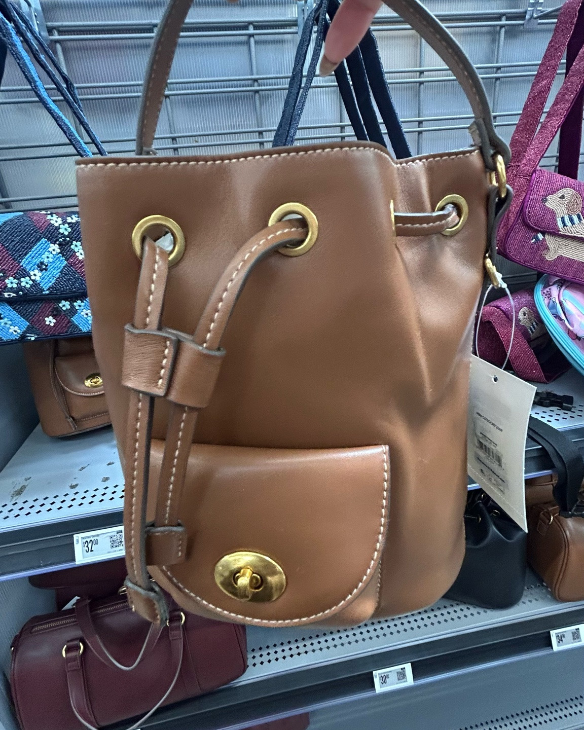 Hello! Free Assembly did NOT come to play with these fall bags! 🤎🖤🍂

The rich peanut butter brown, classic black, gold hardware and contrast stitching are giving elevated fall style on a budget. These pieces look way more expensive than they are!
Ok! Talk later!

#LTKSeasonal #LTKWorkwear
