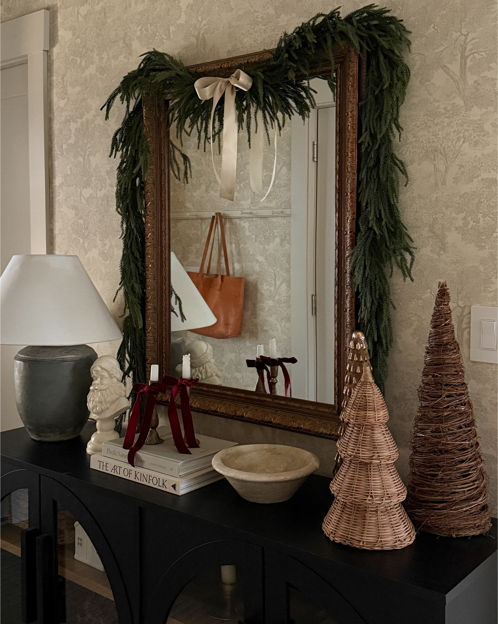 Christmas in our entry ❤️

#LTKSeasonal #LTKHoliday #LTKHome