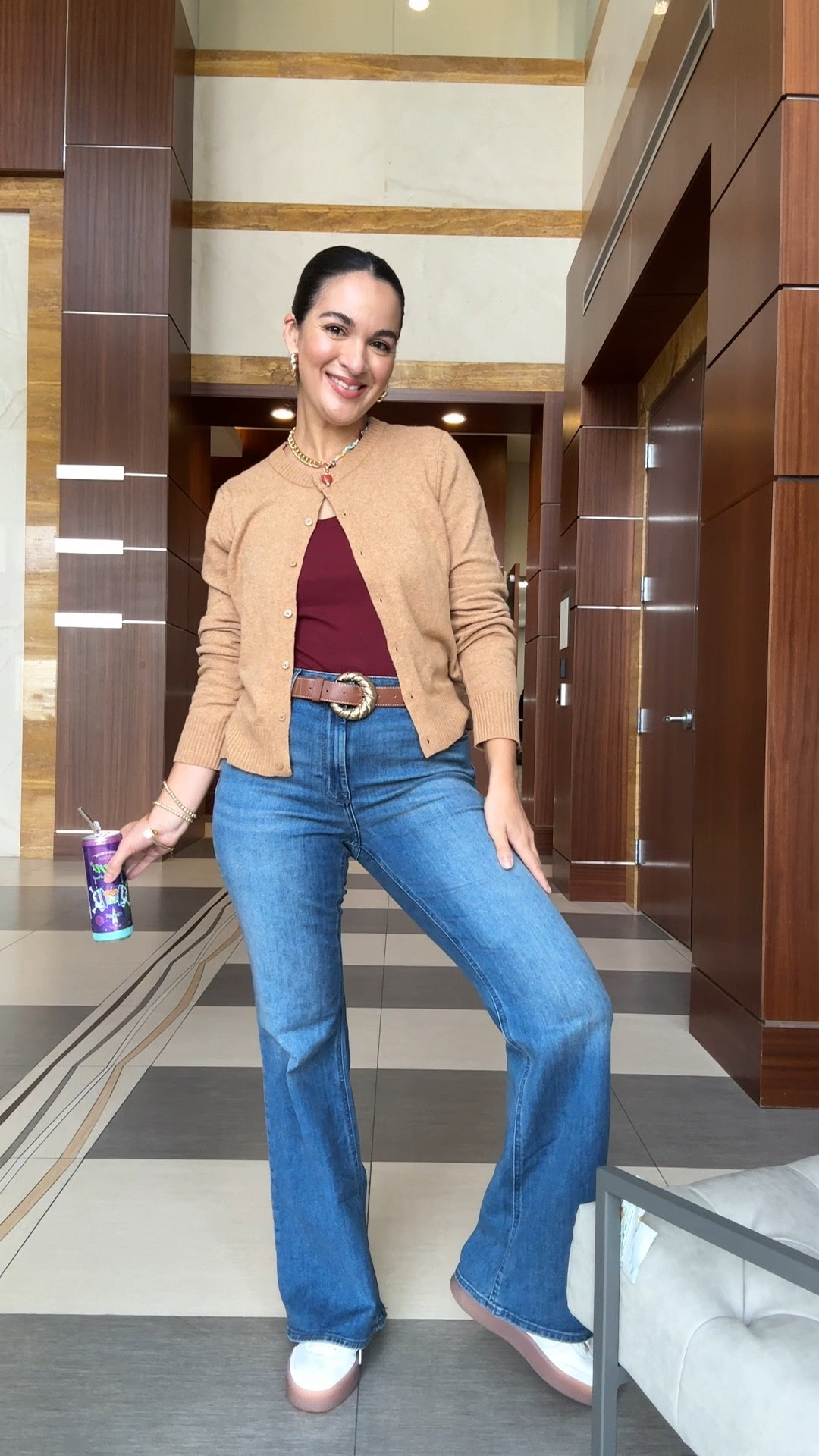 Casual office outfit 
Casual outfit 
Fall outfit 
Cardigan outfit 
Flare jeans
Denim 

SIZING INFO: Burgundy shirt (Med) - cardigan (Med) - jeans (6 Regular)