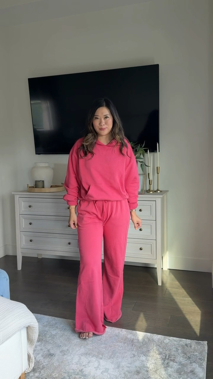 Walmart new arrival // athleisure wear // comfy matching set // affordable fashion 

Wearing a medium in both

#LTKSeasonal #LTKootd #LTKPetite