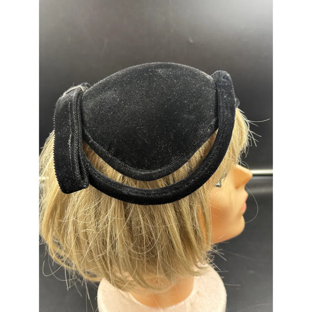 Vintage 1950s Black Velvet Pillbox Hat With Bow Accent For Women | Etsy (US)