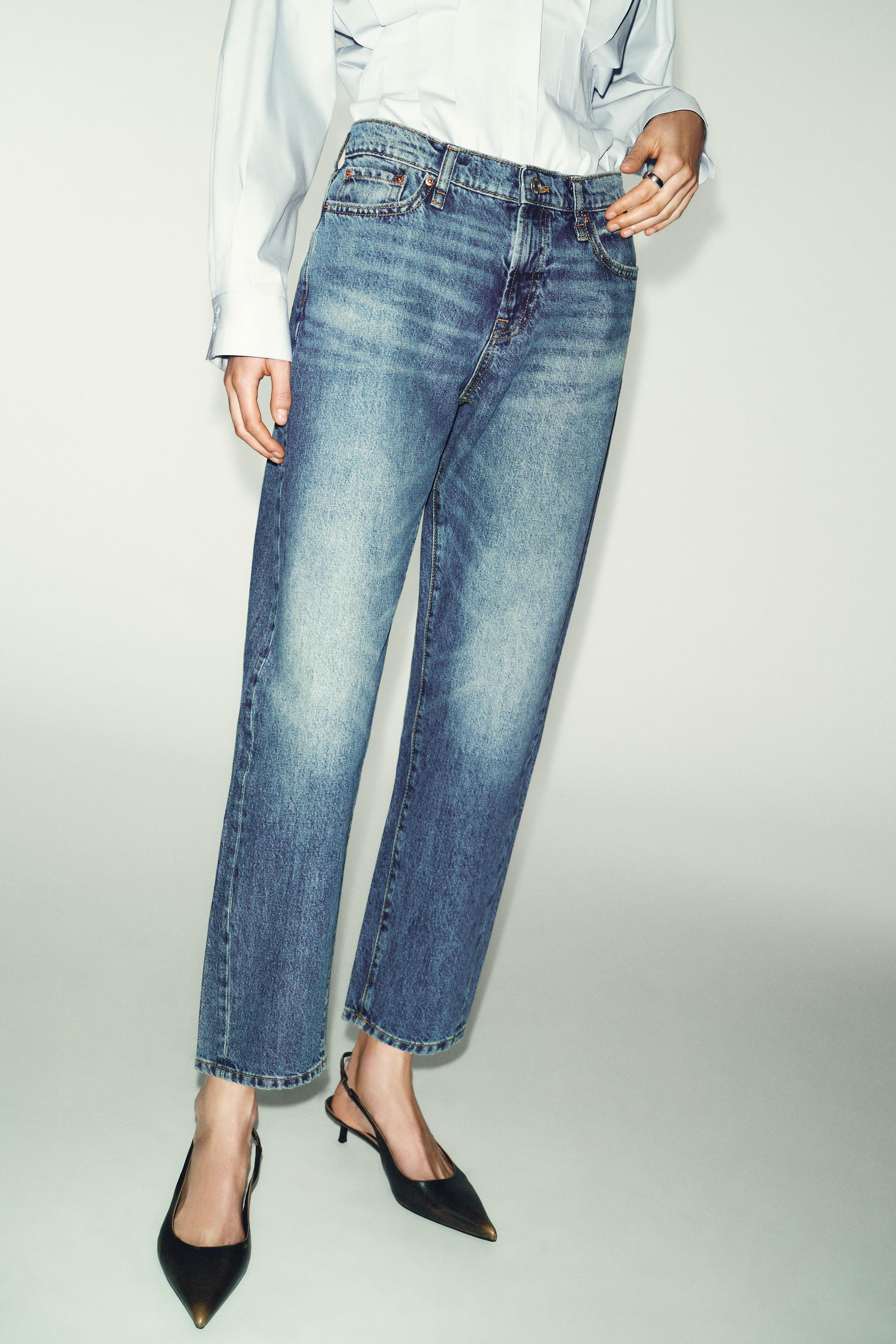 Z1975 CROPPED MID-WAIST JEANS | Zara UK