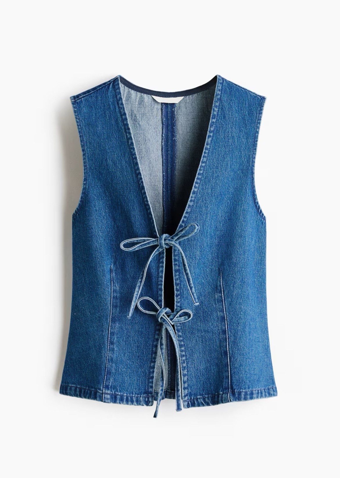 Denim tie front vest 

#LTKSeasonal
